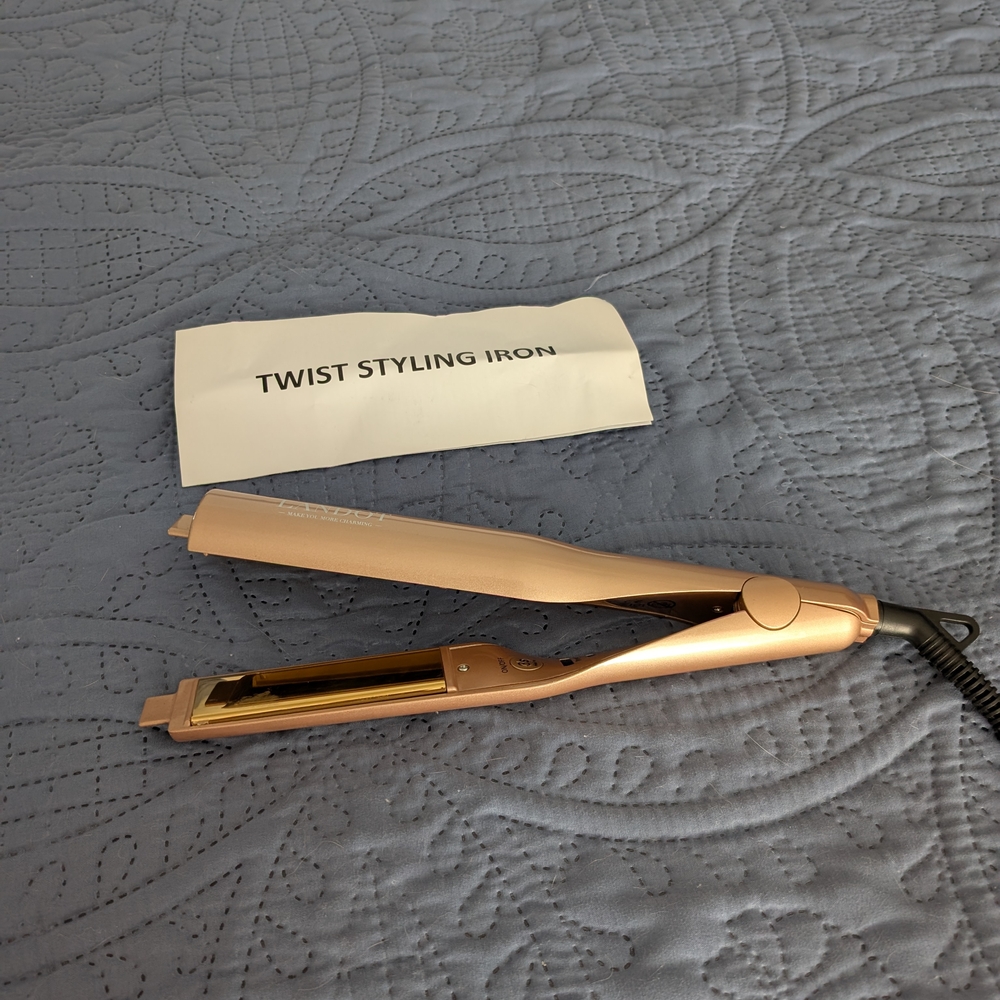 Rose Gold Twist Styling Iron